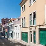 Of Principe Real Liberdade In The Heart Of With Private Parking شقة *
