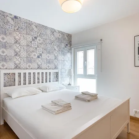 Of Principe Real Liberdade In The Heart Of With Private Parking Lägenhet