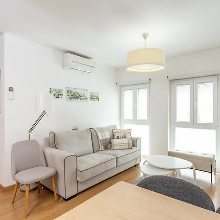 Of Principe Real Liberdade In The Heart Of With Private Parking Lägenhet *